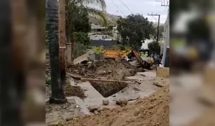 Cierre de avenida por reparacin de fuga sin aviso