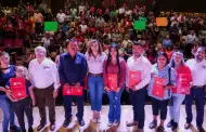 Aseguran su patrimonio ms de 17 mil familias con ttulos de propiedad en gobierno de Marina del Pilar